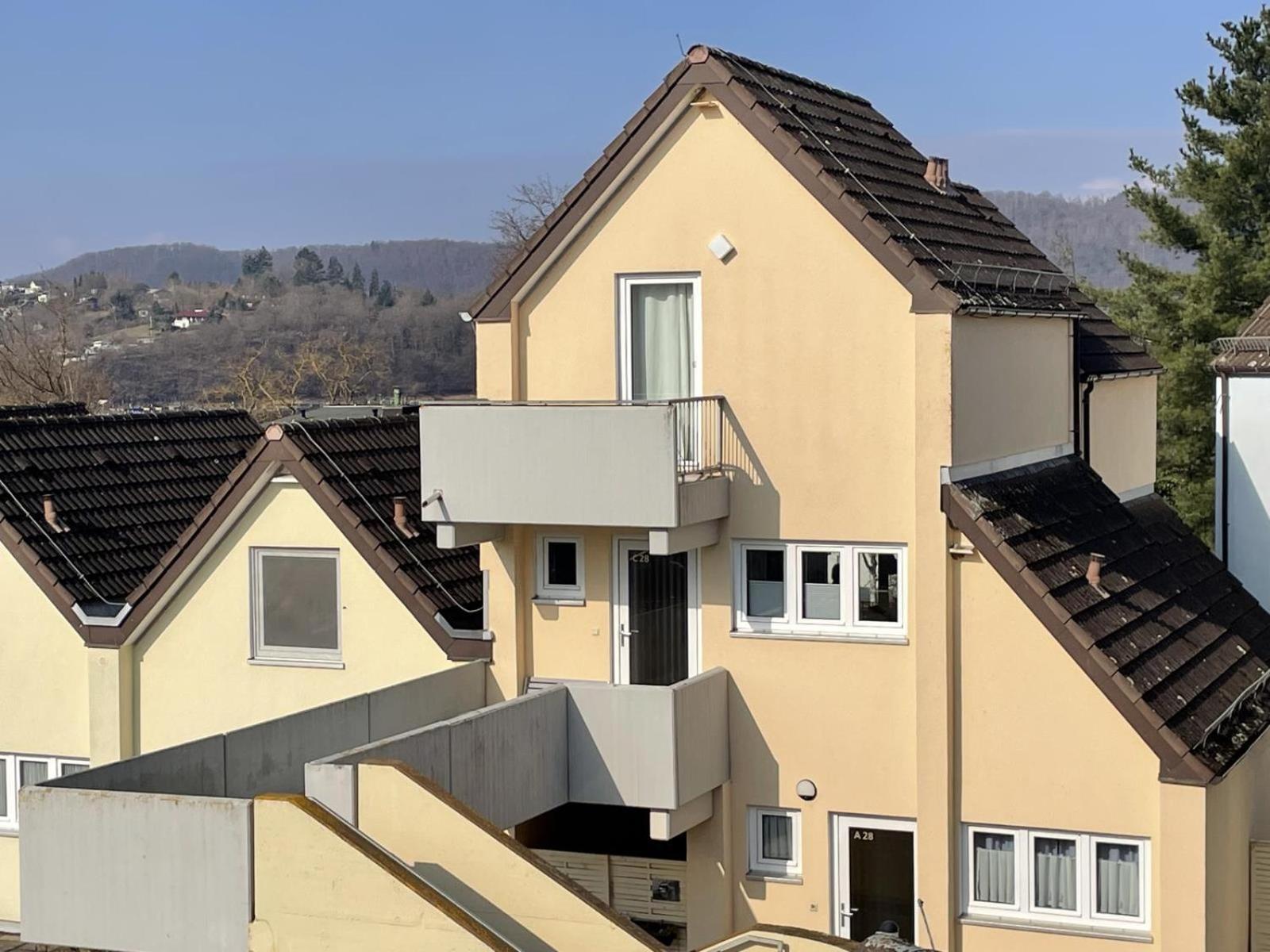 Gemutliche 93M2Fewo Mit 2 Schlafzimmern Und Seitlichem Seeblick Vom Balkon Scheid  Kültér fotó